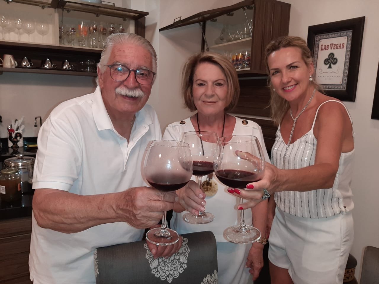 BRINDANDO O NOVO ANO